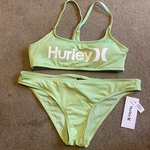 Women Hurley 2 piece bikini. Size medium. Green color.